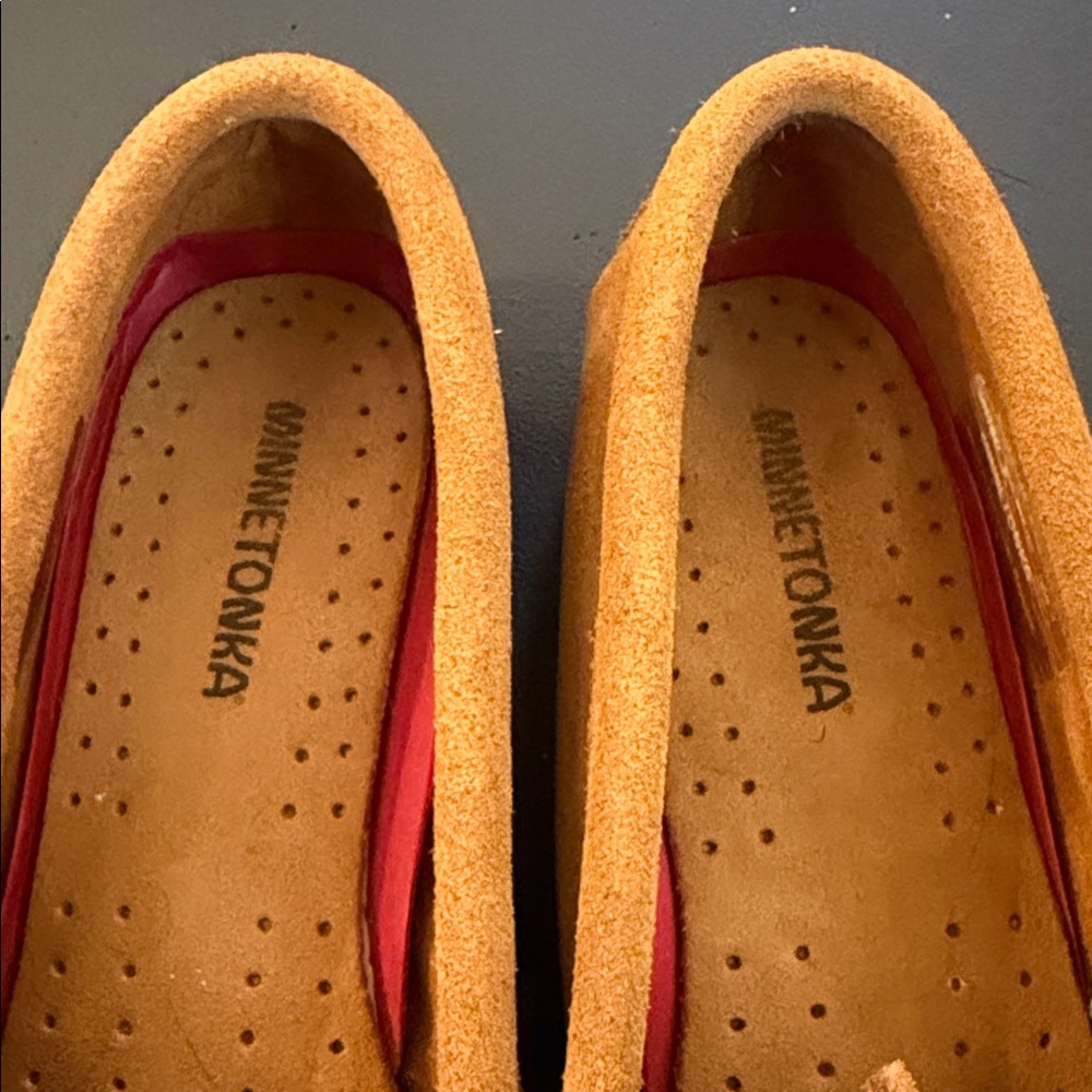 Minnetonka Brown Moccasins with Embroidery - Picture 8 of 9